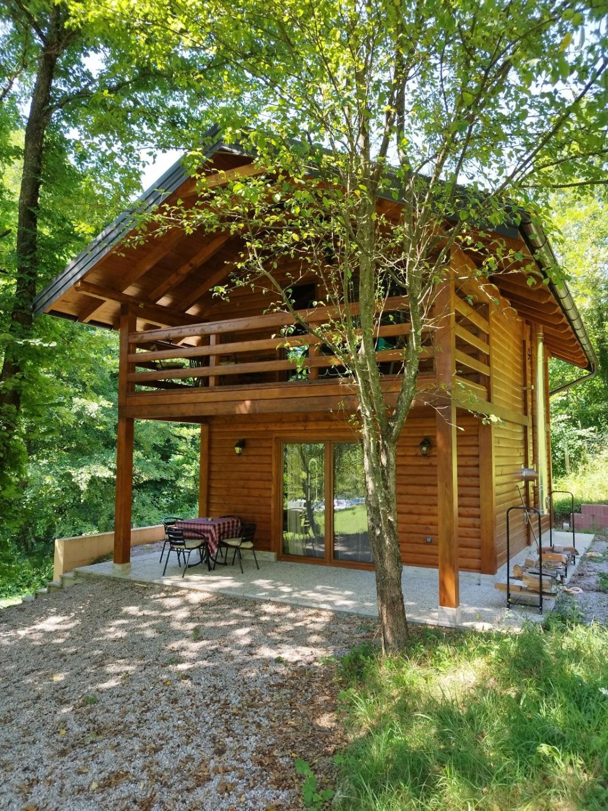 Kuca U Sumi - Forest House Near National Park Una - Air Spa Lohovo بيهاتش المظهر الخارجي الصورة